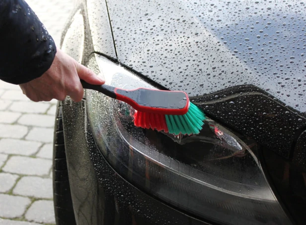 vikan-multi-brush-rim-cleaner-525252-4_big.jpg