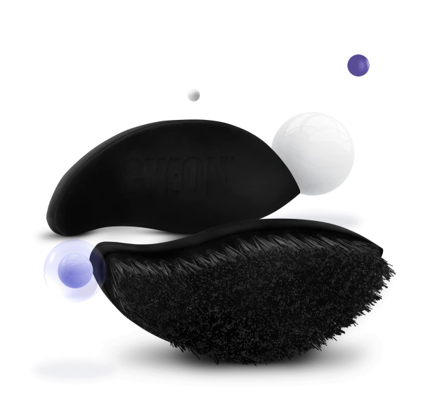 gyeon-q2-tirebrush_big.png