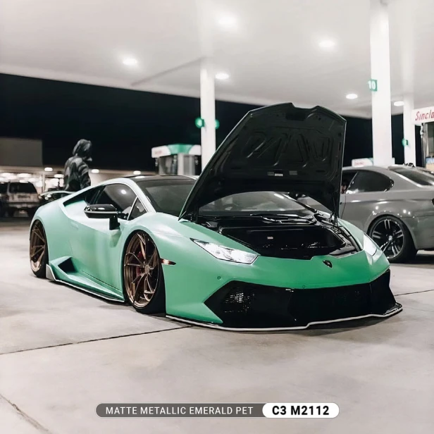 c3-m2112-matte-metallic-emerald-pet-lamborghini-1_big.jpg