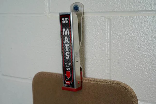 malco-automotive-10-each-malco-mat-clamp-810149-48900430758184_big.jpg